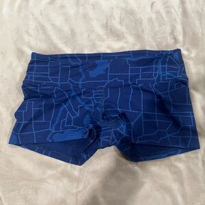 No Bull 2" workout shorts size M in great condition